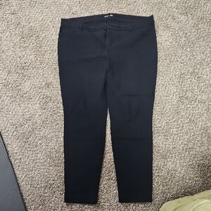 Old Navy Black Pixie Pants